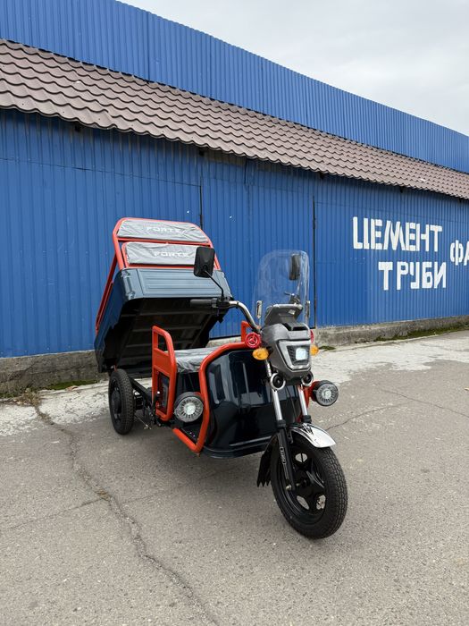 Вантажний електричний трицикл FORTE GP-1000-C Чорний
