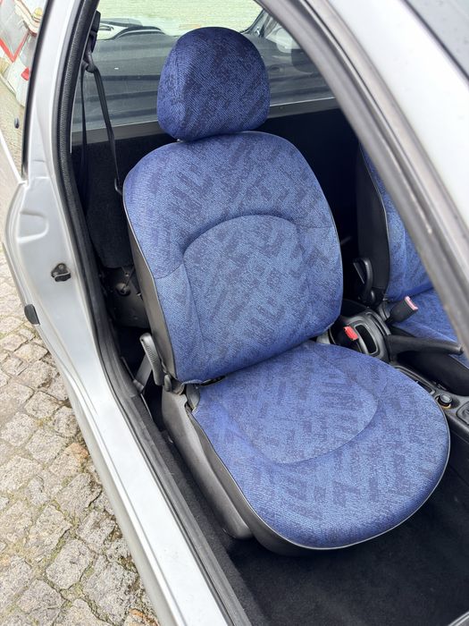 100 mil kms 206 comoletamente nova