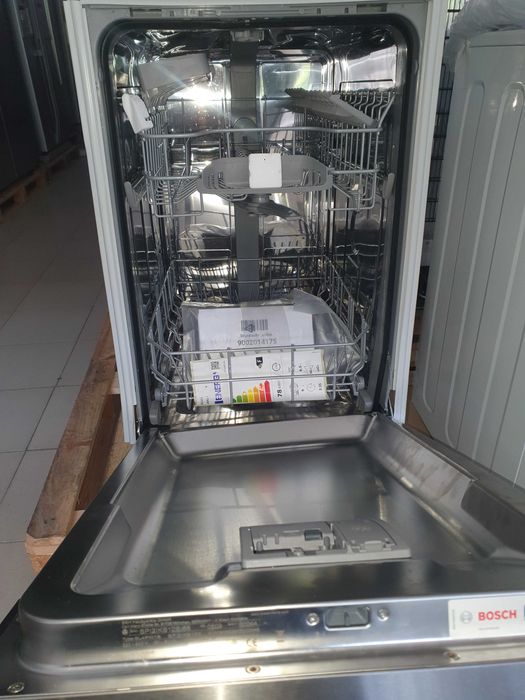 Maquina de lavar louça bosch encastre nova!