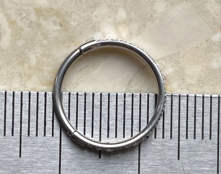 Unisex kolczyk 12 mm piercing 16G kółko segment ring Tytan