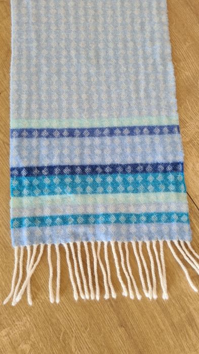 Szalik Szal 100% Lambswool Wełna Wool. Baby blue Błękitny Liliowy