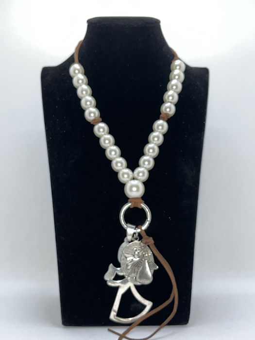 Colares pérolas com diversos pendentes handmade ajustaveis