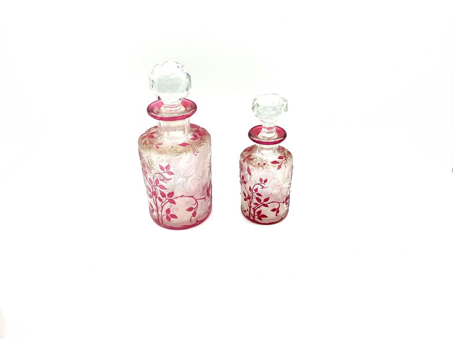 Frascos de perfume antigo cristal bacará padrão eglantier art nouveau antigos ( Ref 02 )