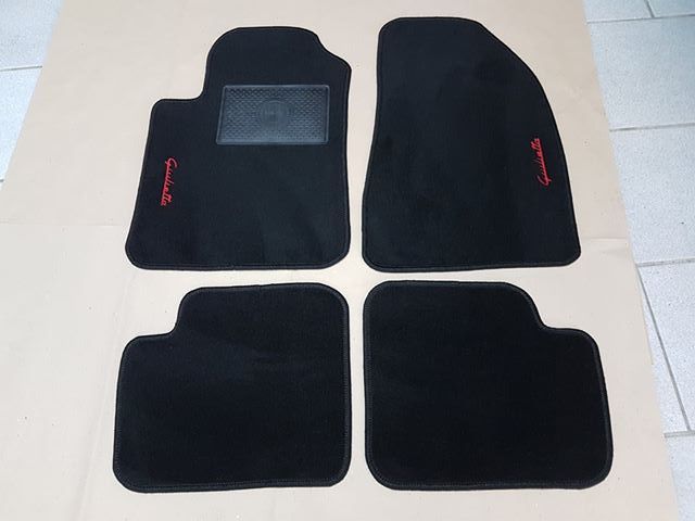 Tapetes Alfa Romeu Giulietta