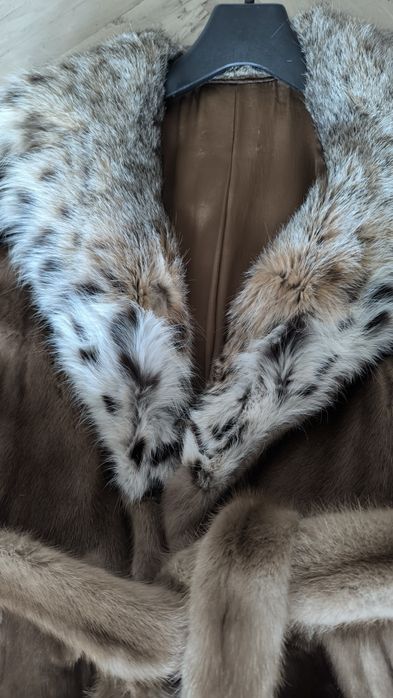 Шуба норкова, комір рись