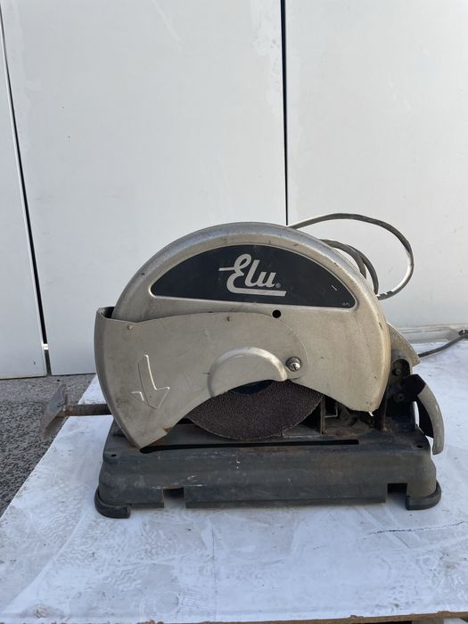 Maquina de cortar ferro ELU