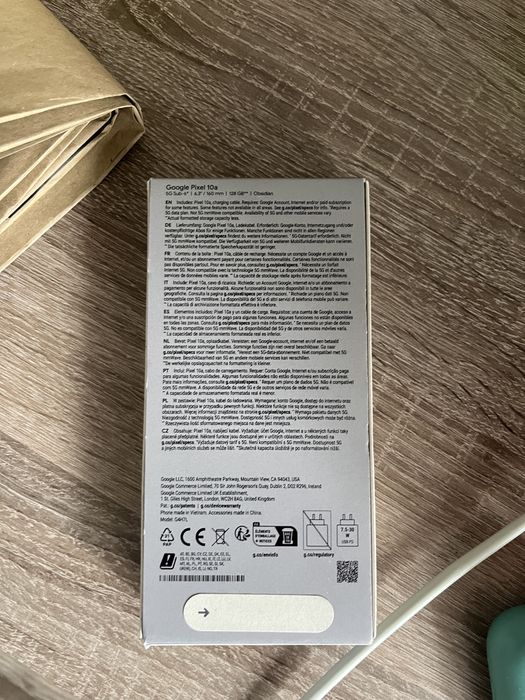 Google Pixel 10 a 128 GB Unpacked