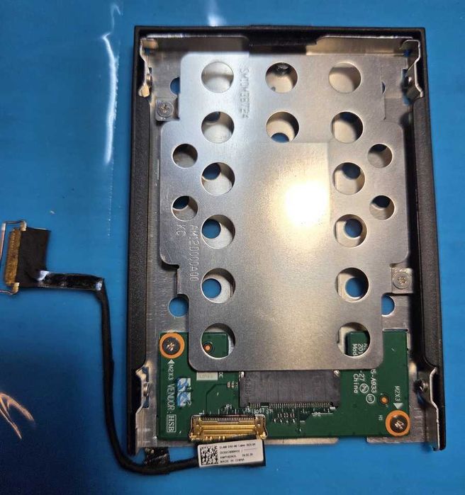 Adapter, kieszeń dysku SSD NVMe M2 do ThinkPad L480, L490 vs T470,480
