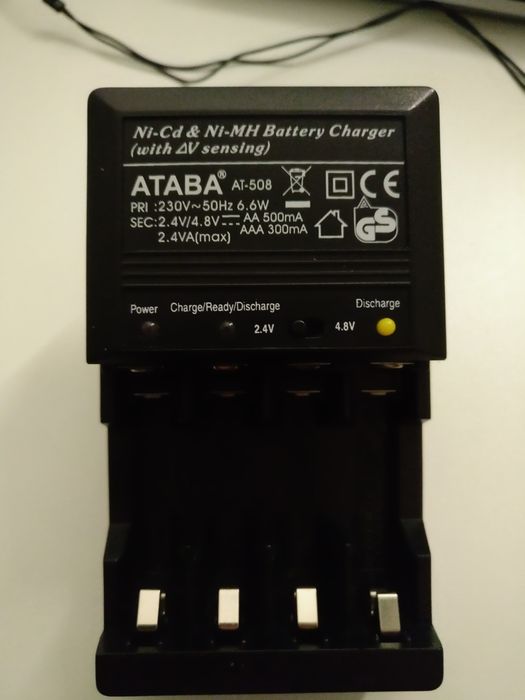 Зарядки (АТАВА, SONY для акумуляторів  NiCd, NiMH, тип ААА та АА) б/у.