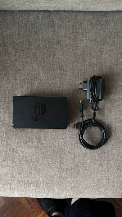 Nintendo Switch c/ Caixa + Bolsa