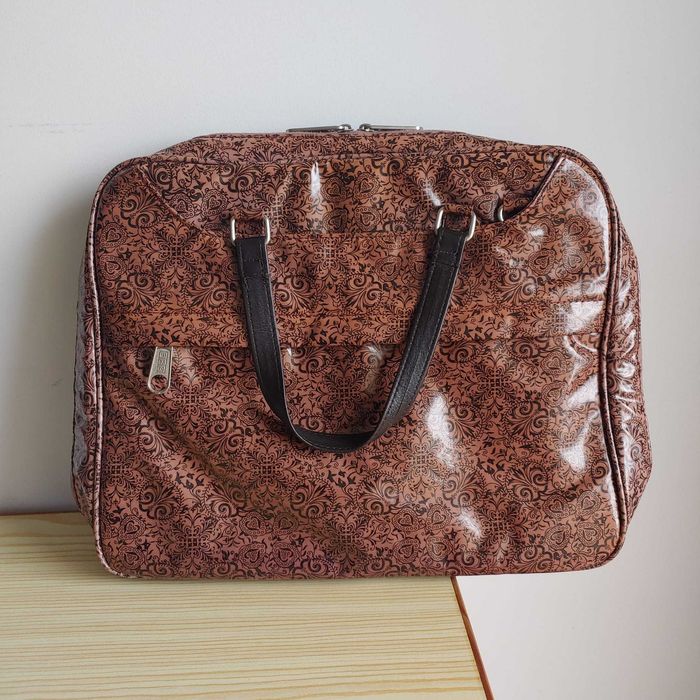 Mala "Misako" em ótimo estado