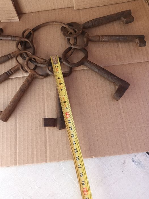 Chaves antigas valor inclui portes