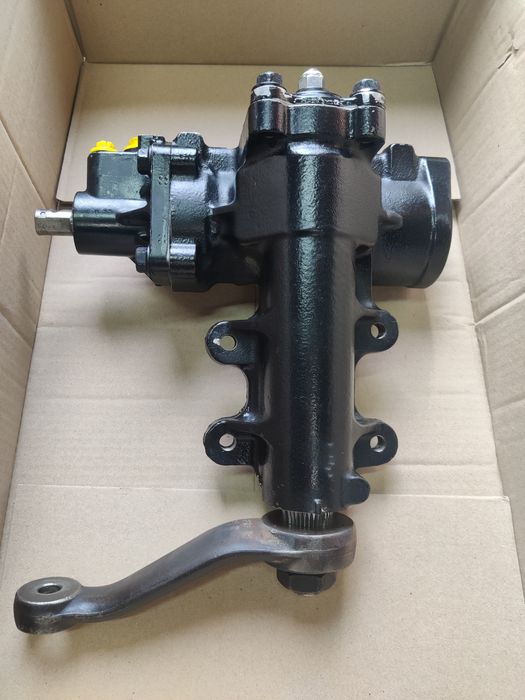 Рульова колонка Jeep grand Cherokee 2,7/3,1.Рульовий редуктор, коробка