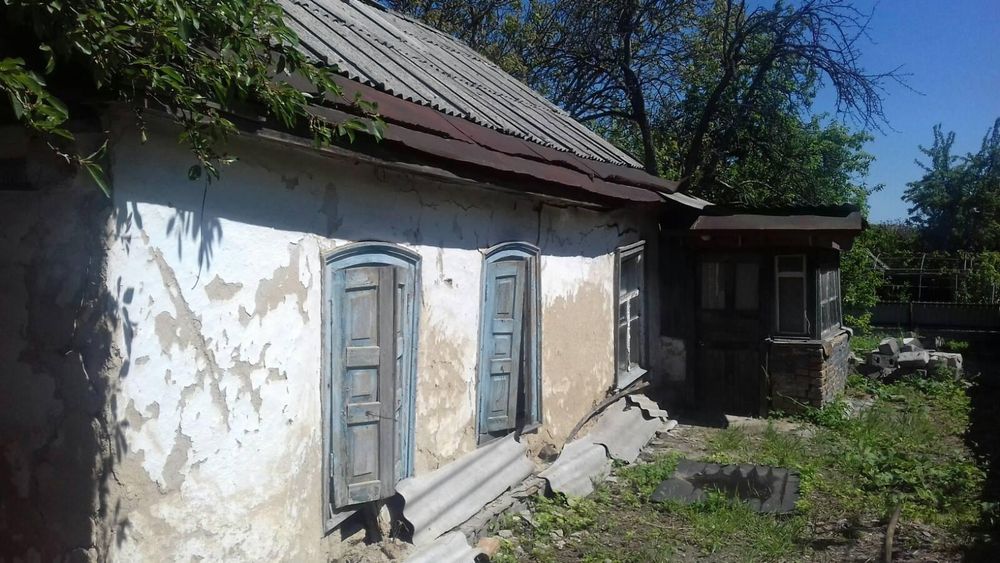 Продам півбудинку окремий двір Арнаутово