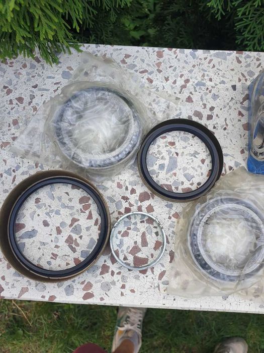 Підшипник ступиці Mercedes W123 W115  ремкомплект маточини (Німеччина)