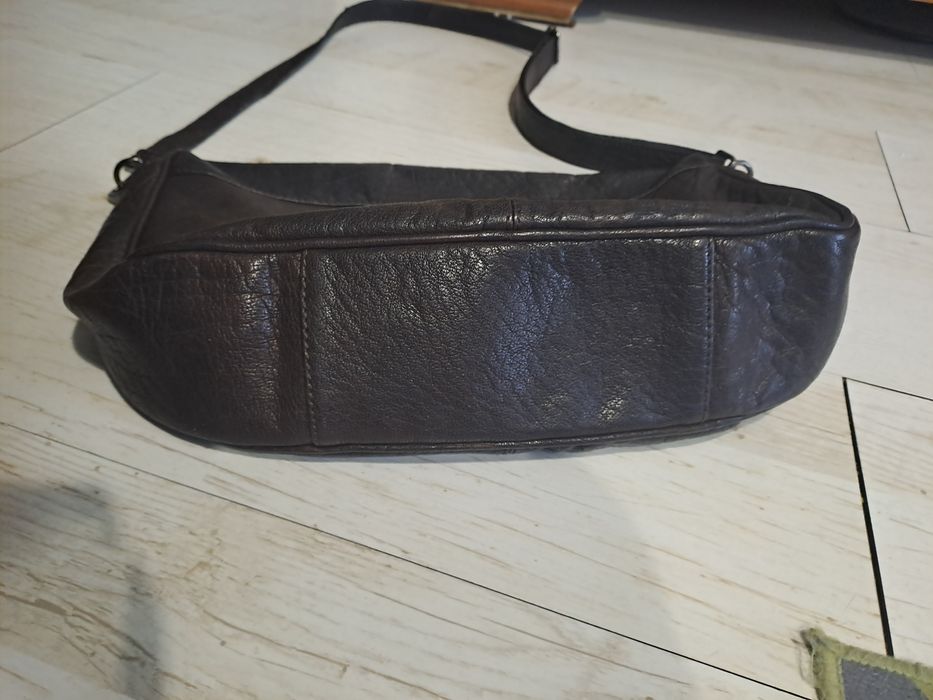 Torebka listonoszka Ochnik skora