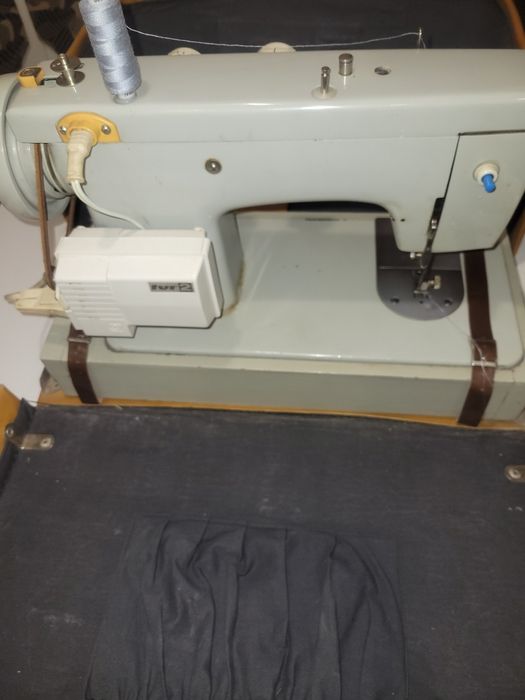 Продам Швейную Машинку ПОДОЛЬСК 142