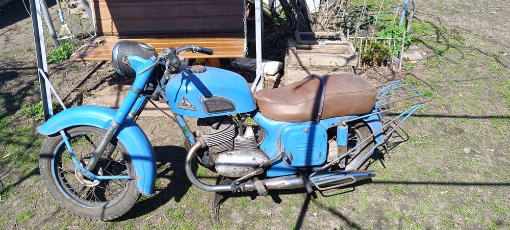 мотоцикл ковровець к-175