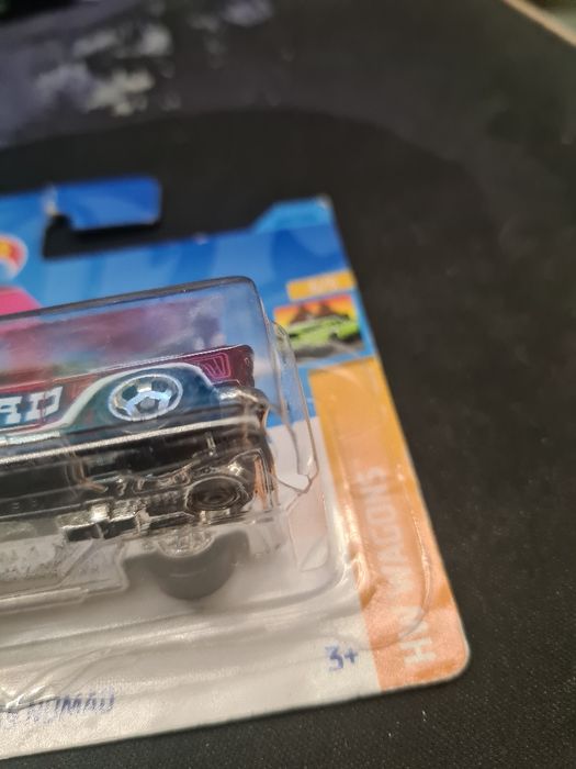 Hot wheels classic '55 nomad