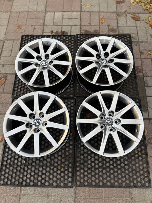 Диски оригінал lexus es is gs toyota camry 70 chr avalon r17 5-114,3