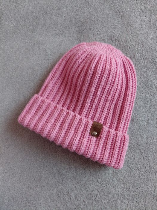 Czapka robiona na szydełku