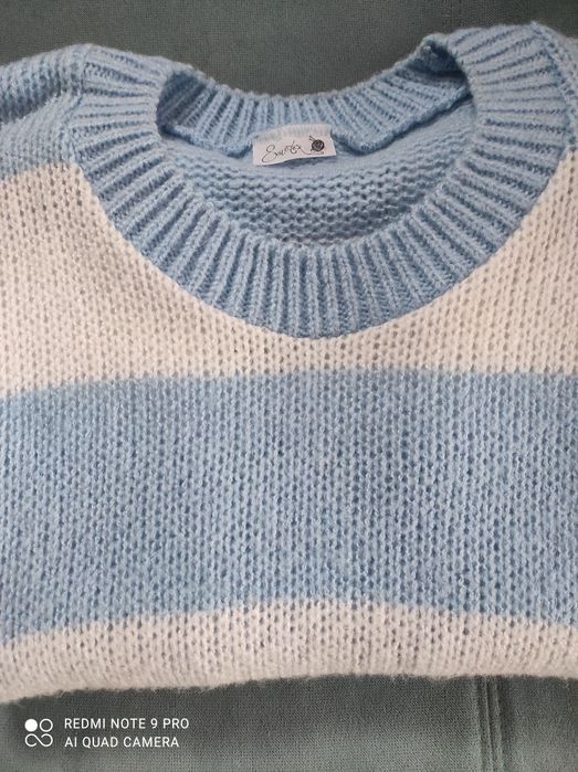 Sweterek damski butik