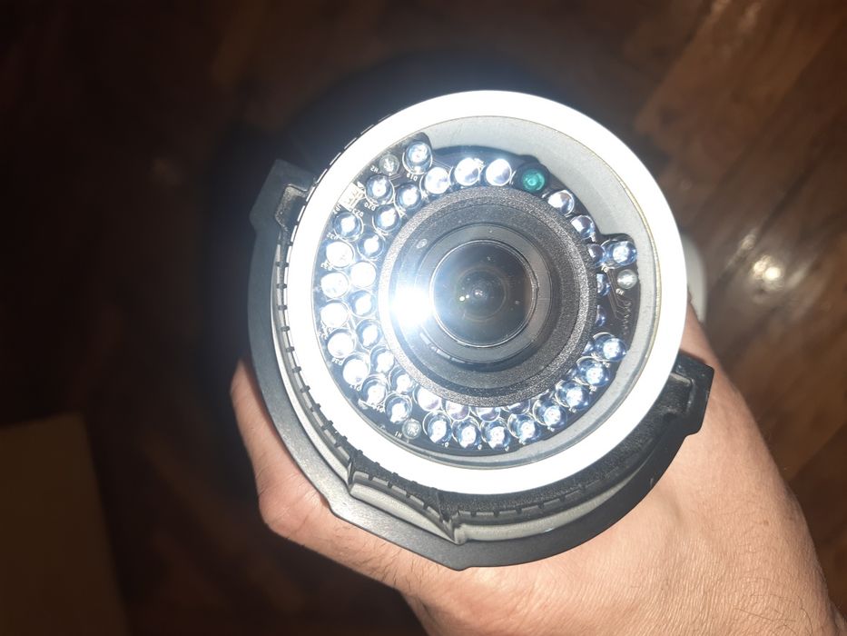 IP видеокамера Hikvision DS-2CD2622FWD-IS
share.svg