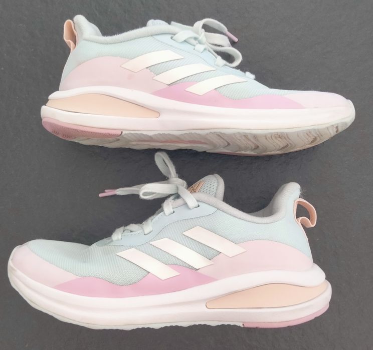 Buty sportowe Adidas 34