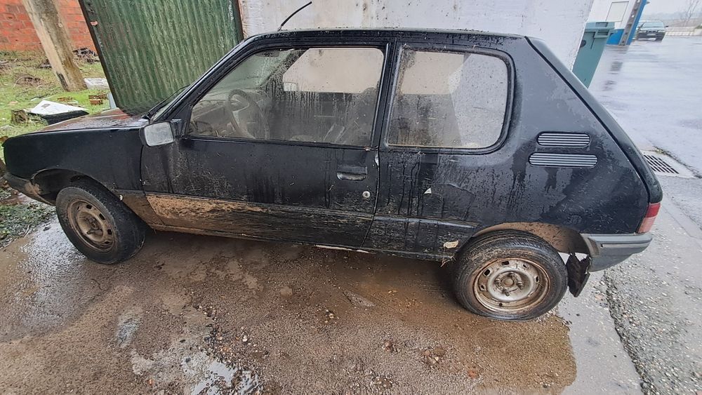 Pegueot 205 xad 1.8d