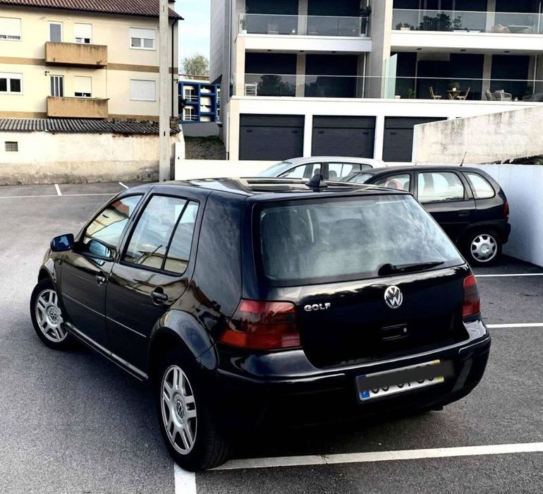Golf 4 ano 2001, motor não trabalha vendo para peças