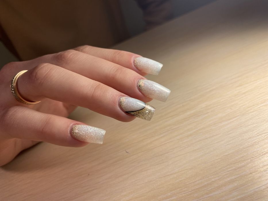 Курси манікюру та нарощування нігтів