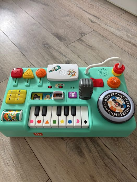 Fisher-Price Muzyczny Stolik DJ-a HRB65