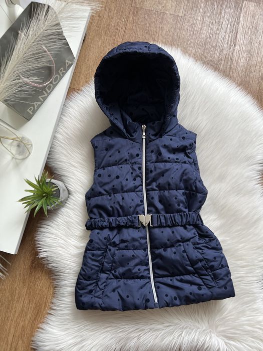 Жилетка безрукавка жилет на дівчинку 8-9 років зріст 134 см