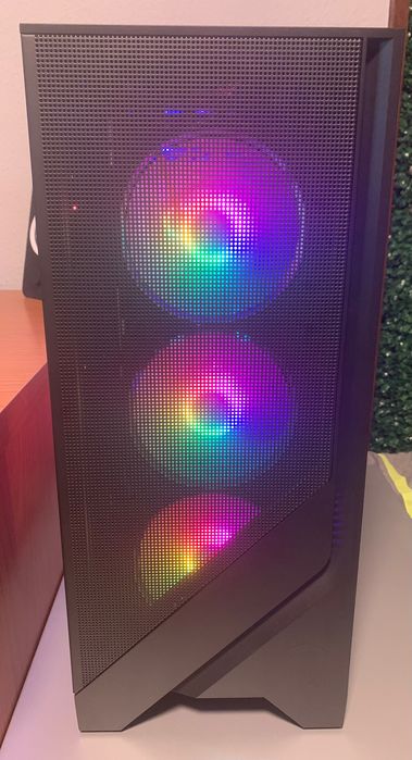 Computador Gaming NOVO, Ryzen 7 9700X + RX 7800XT