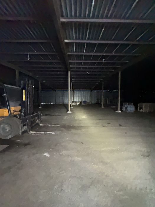 Продаж складської - виробничої бази, площа 4481 м.кв, ділянка 1,4 Га