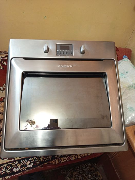 Продам електричну духовку