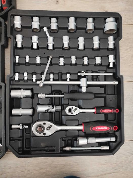 Narzędzia z walizką