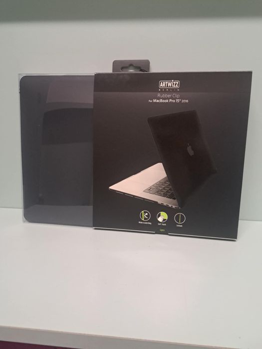 ARtwizz nakladka na Mac Book Pro 15