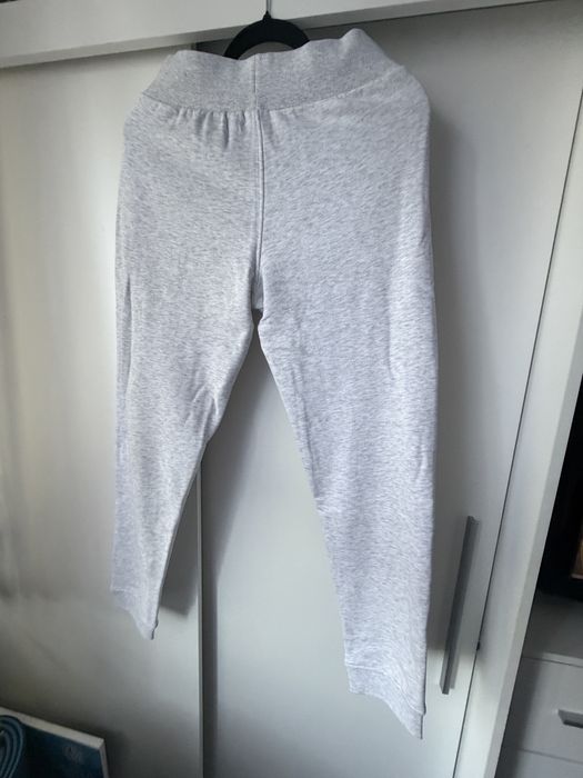 Damskie sppodnie dresowe (joggery)