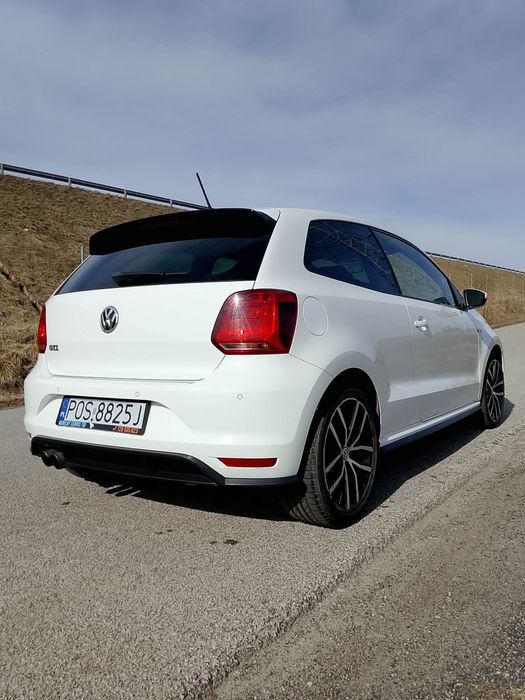 Volkswagena Polo GTI 1.8 TSI badzo zadbane niski przebiek