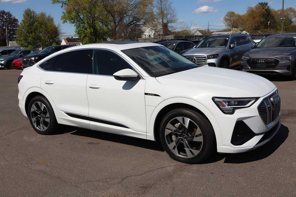 Audi e-tron Sportback quattro Premium      2021