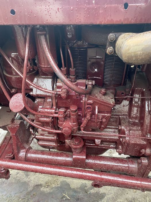 Продам тракторТ25