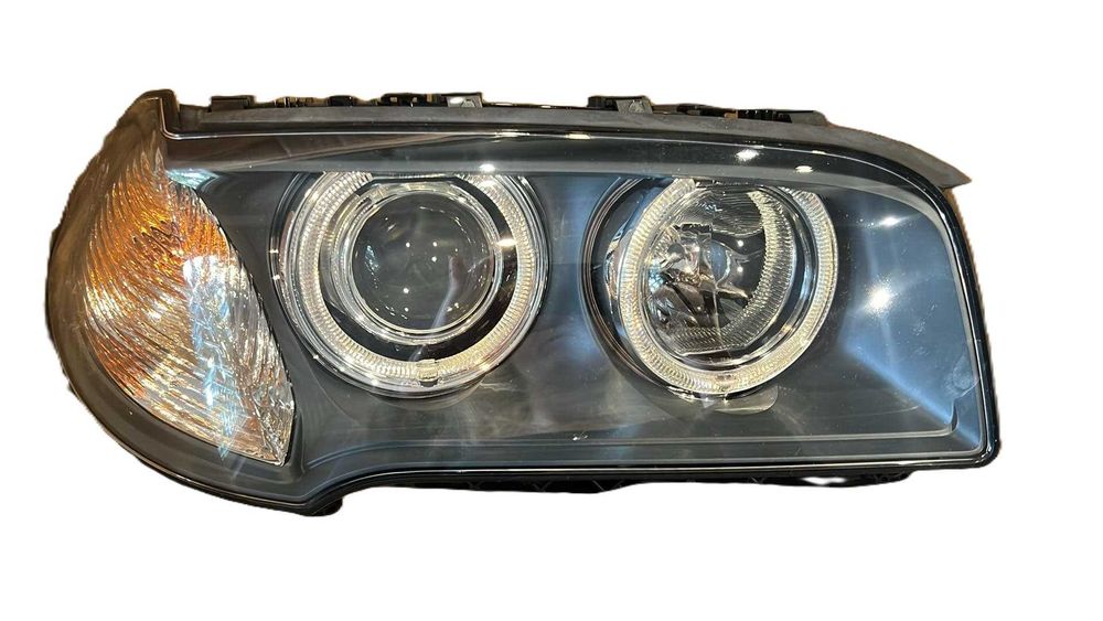 Lampa prawa przednia XENON BMW X3 E83 wersja EU