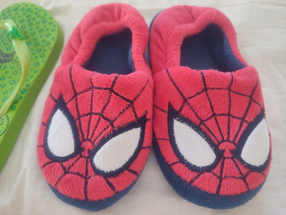 Chinelos 2 pares