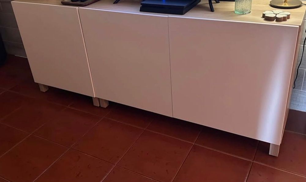 Móvel IKEA como novo