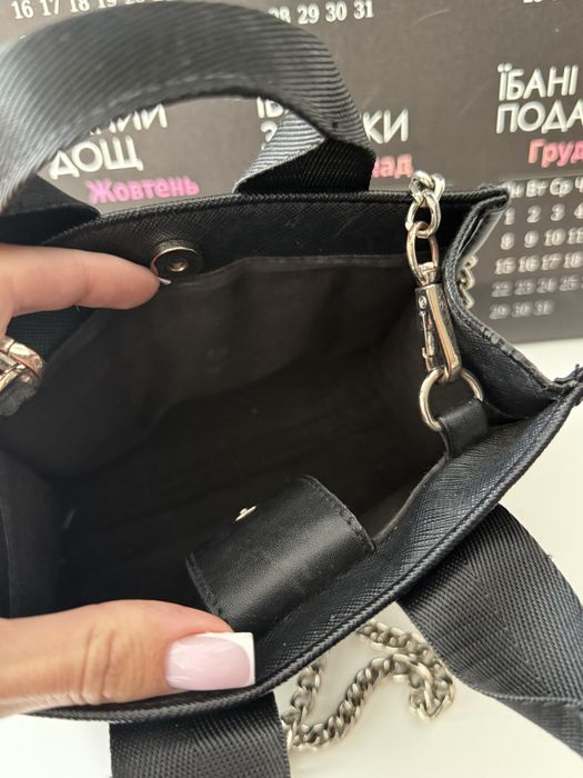 Сумка-кросбоді Guess