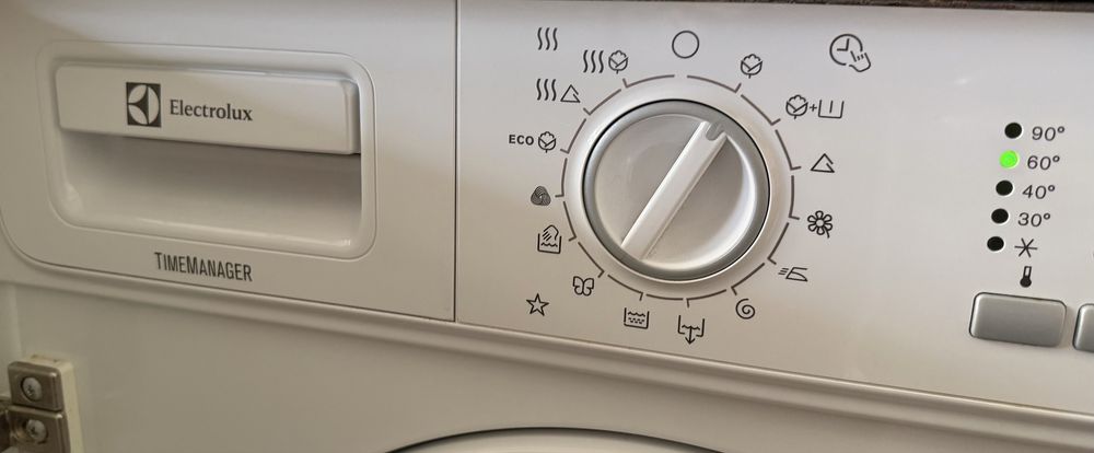 Вбудована пральна машинка Electrolux б/у