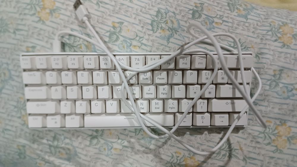 Teclado Gaming Magegee