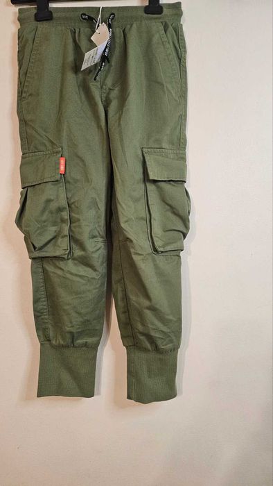 Nowe spodnie Cargo Reserved 140 bojówki joggery khaki