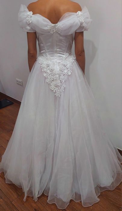 Біла сукня Весільна Урочиста